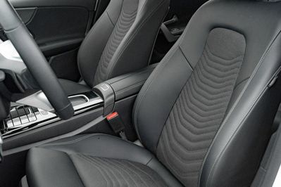 Mercedes Klasa A A 200 Progressive 7G-DCT