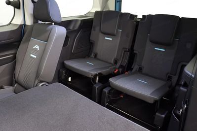 Ford Tourneo Connect Grand L2H1 Active PHEV A6