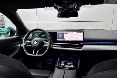 BMW Seria 5 520d xDrive mHEV M Sport aut