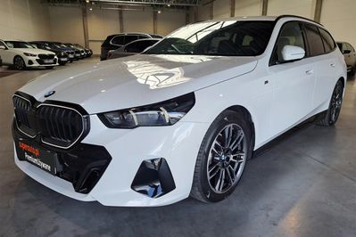 BMW Seria 5 Touring 520d xDrive M Sport
