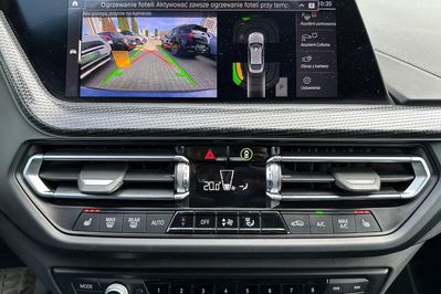 BMW Seria 2 Gran Coupe 218d Sport Line