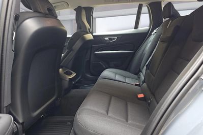 Volvo V60 B4 D Momentum Core
