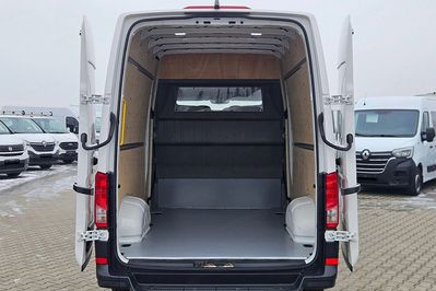 Volkswagen Crafter L4H2 Zabudowa Brygadowa