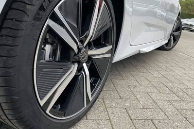 Peugeot 308 GT SW EAT8 1.5 BlueHDi