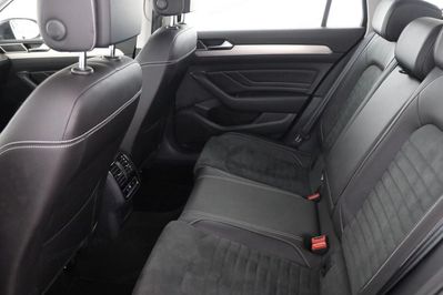 Volkswagen Passat 2.0 TDI EVO Elegance DSG
