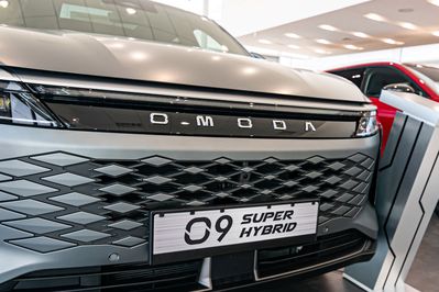 Omoda 9 1.5 Super Hybrid Exclusive AWD