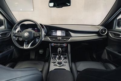 Alfa Romeo Giulia 2.0 Turbo Veloce Q4 aut