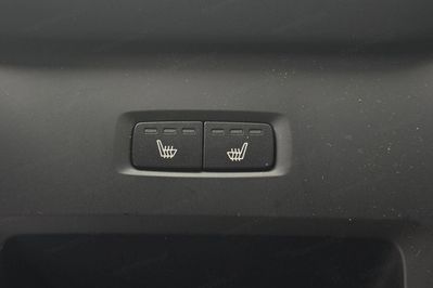 Volvo XC60 B5 B AWD Plus Dark aut