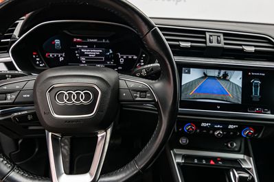Audi Q3 45 TFSI S Line quattro S tronic