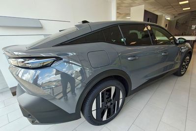 Peugeot 408 GT Exclusive S&S e-DCS6 1.2 PureTech mHEV