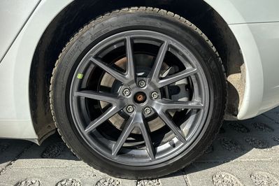 Tesla Model 3 RWD