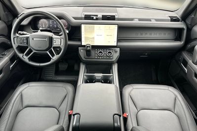 Land Rover Defender 110 3.0 D250 mHEV X-Dynamic HSE
