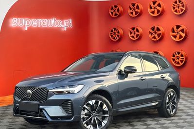 Volvo XC60 B5 AWD Ultra Dark