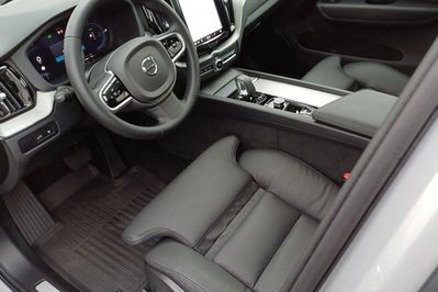 Volvo XC60 T6 Plug-In Hybrid AWD Plus Dark aut