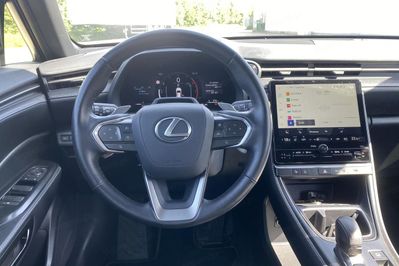 Lexus LBX Hybrid Relax