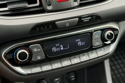 Hyundai i30 1.5 T-GDI Smart