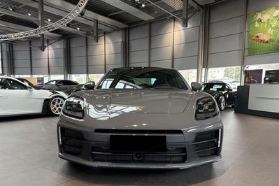 Porsche Panamera 4