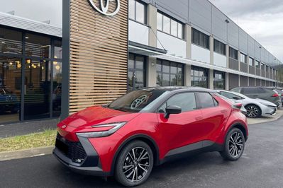Toyota C-HR Executive 2.0 Plug-in Hybrid Dynamic Force