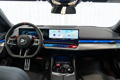 BMW Seria 5 M5