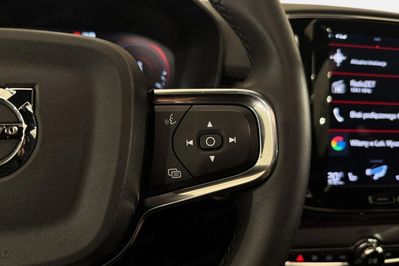 Volvo XC40 T5 Plug-In Hybrid Plus Dark