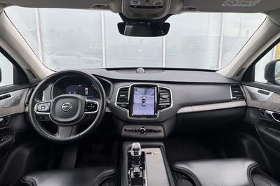 Volvo XC90 T8 AWD Plug-In Hybrid Plus Dark 7os aut