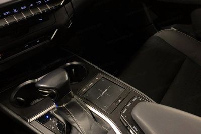 Lexus UX 200 GPF F Impression 2WD