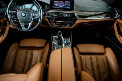 BMW Seria 5 530i xDrive aut