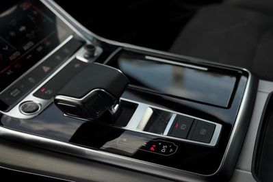 Audi Q8 55 TFSI quattro S Line