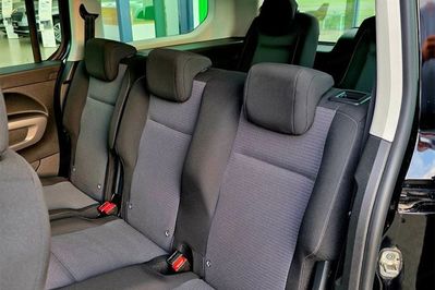 Toyota Proace City Verso Long L2H1 Business 7os