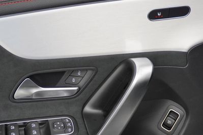 Mercedes CLA 200 AMG Line Shooting Brake