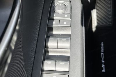 Toyota C-HR Comfort 1.8 Hybrid