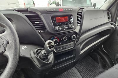 Iveco Daily 35C16 Kontener 8EP + Winda