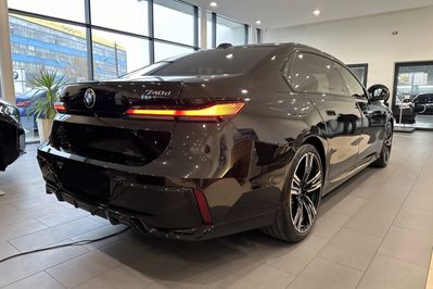 BMW Seria 7 740d xDrive M Sport