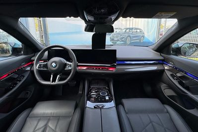 BMW Seria 5 520d xDrive M Sport
