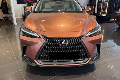 Lexus NX 350h Omotenashi 2.5 Hybrid AWD