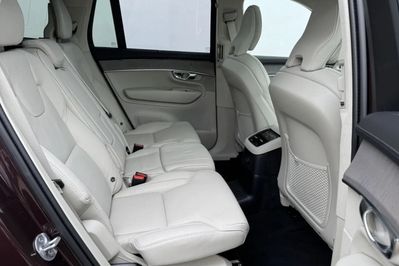 Volvo XC90 T8 AWD Plug-In Hybrid Ultimate Bright 7os aut