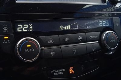 Nissan X-Trail 2.0 dCi Tekna 4WD Xtronic