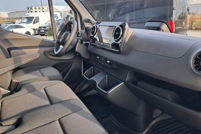 Mercedes Sprinter 317 CDI PRO Długi 9G-Tronic