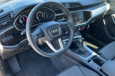 Audi Q3 35 TFSI mHEV Advanced S tronic