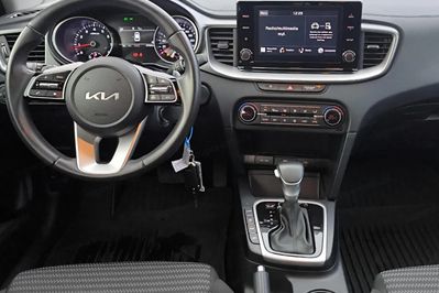 Kia Ceed 1.5 T-GDI M DCT