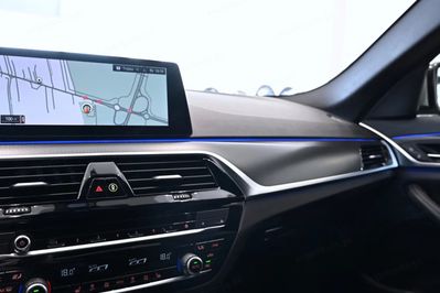BMW Seria 5 520d xDrive mHEV M Sport sport-aut