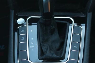 Volkswagen Passat 2.0 TDI 4Mot. Elegance DSG