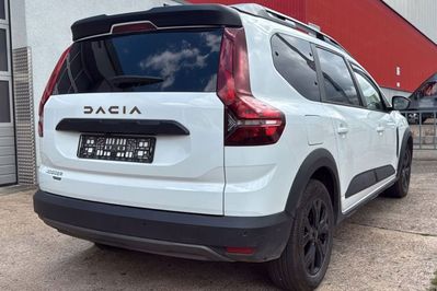 Dacia Jogger Extreme 7-miejsc 1.6 Full Hybrid