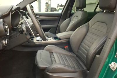 Alfa Romeo Stelvio Bi Turbo V6 Quadrifoglio Q4