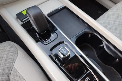 Volvo XC60 T6 Plug-In Hybrid AWD Core