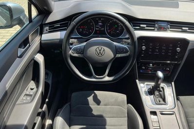 Volkswagen Passat 1.5 TSI Elegance DSG