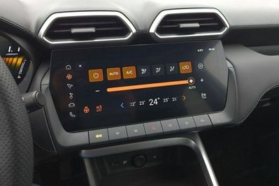 MG ZS 1.5 HEV+ Exclusive aut