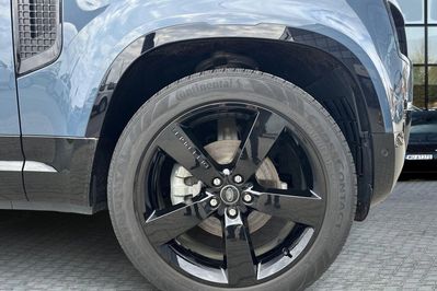 Land Rover Defender 130 3.0 D250 mHEV X-Dynamic SE