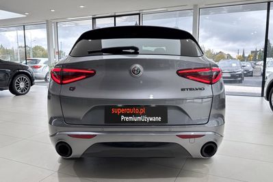 Alfa Romeo Stelvio Turbo Veloce Q4