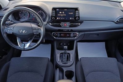 Hyundai i30 1.5 t-Gdi 48V Smart Dct